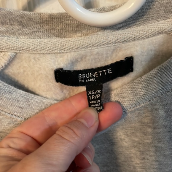 Brunette the label light grey “blonde” sweater - Picture 2 of 2